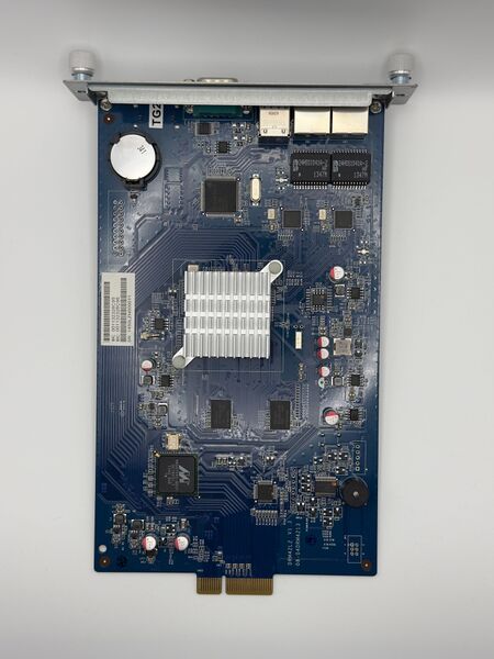 File:Synology RS814 Top.jpeg